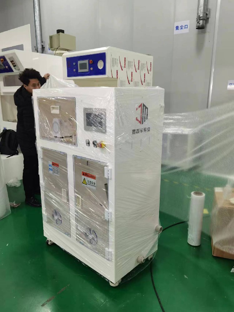 供液系统等辅助设备